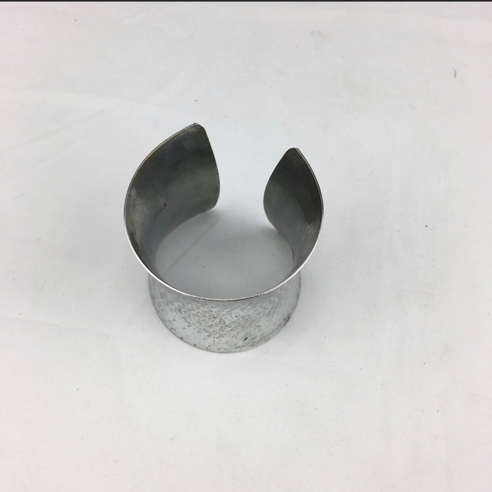 Statement cuff bracelet - Picture 6 of 6